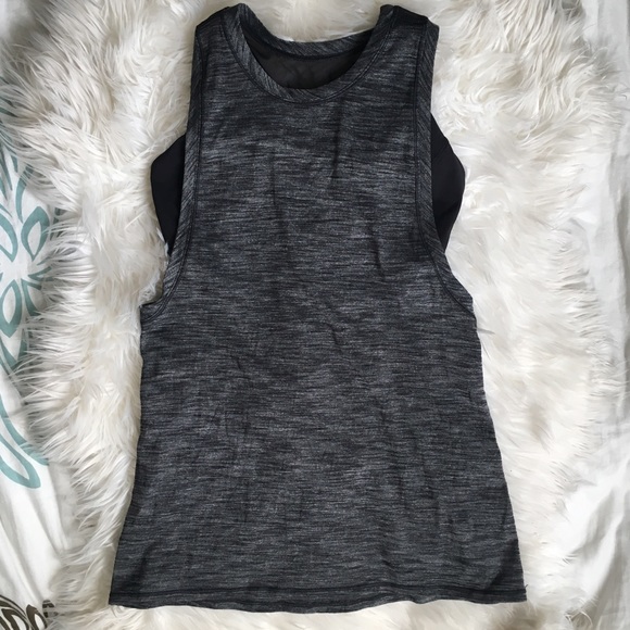 lululemon athletica Tops - Lululemon top with built in bra